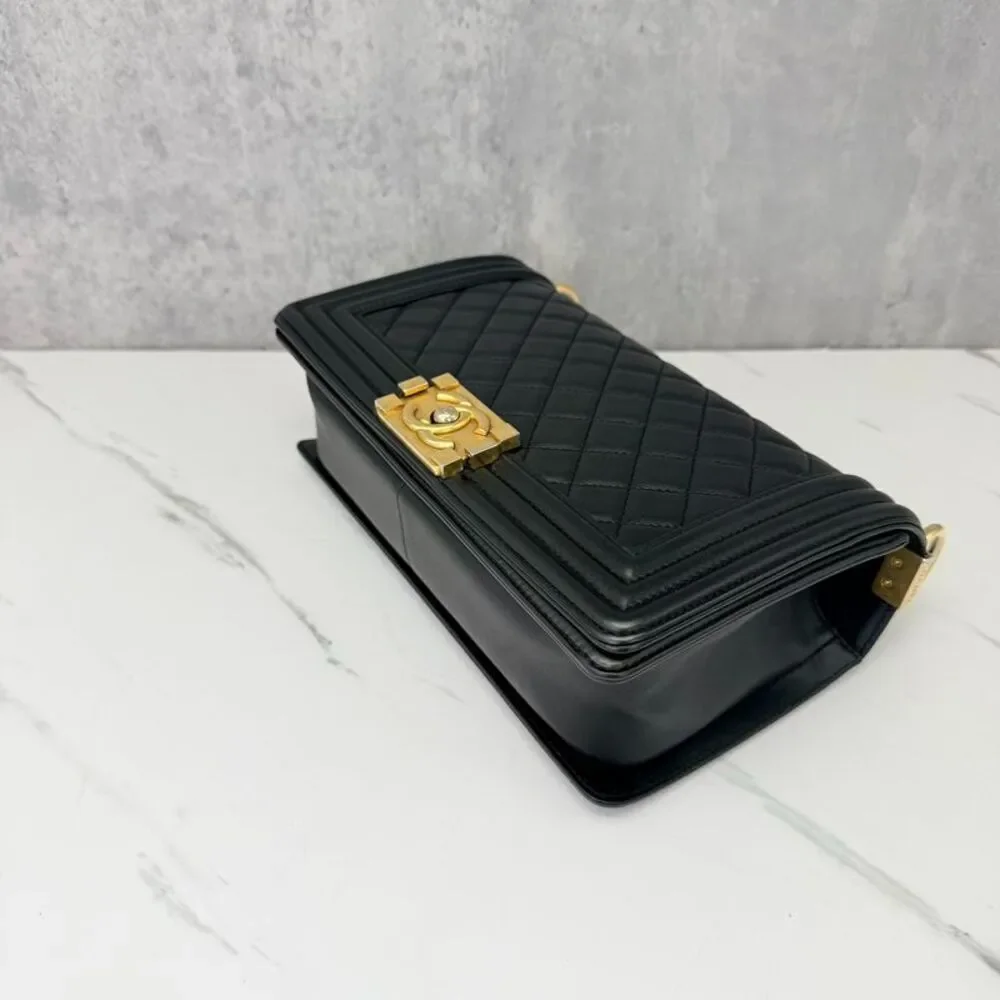 Chanel Women Pre-Loved Bag Very Good Condition